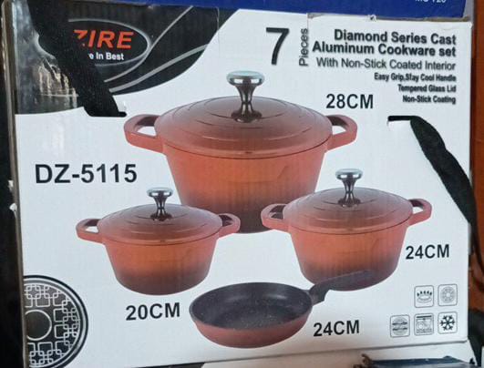 Non-stick pot set